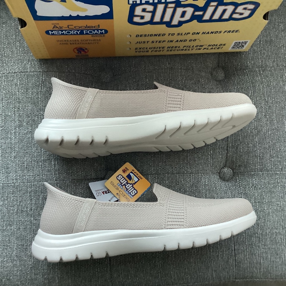 Skechers Women's Slip-ins: On-the-Go Flex - Camellia Slip-On Casual Sneakers - Picture 4 of 11